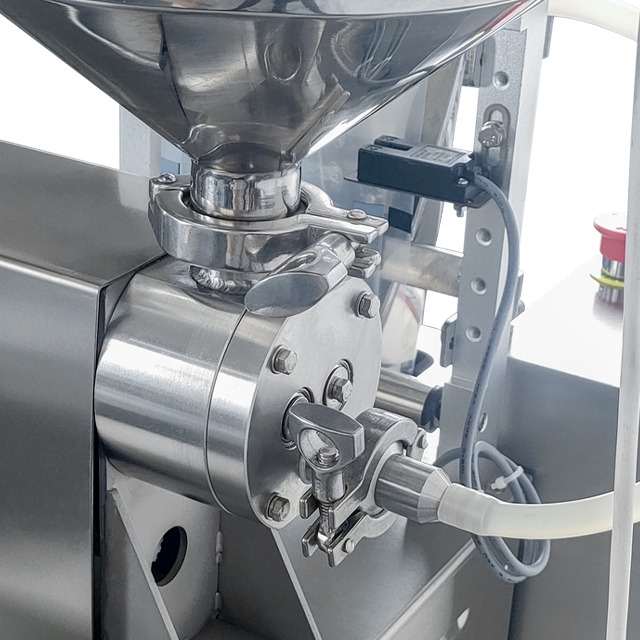 Automatic Compact Sachet Liquid Filling Machine FSL-M130S