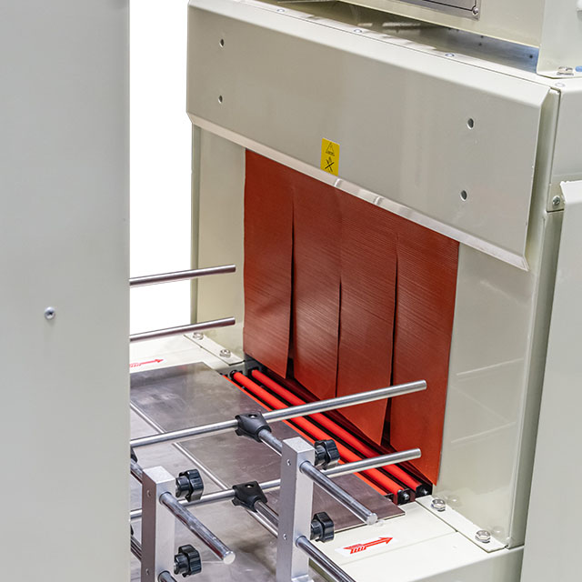 Shrink Packaging Machine BSE-4530A