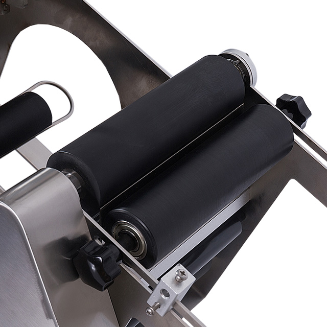 Semi-Auto Round Bottle Labeling Machine MT-50S