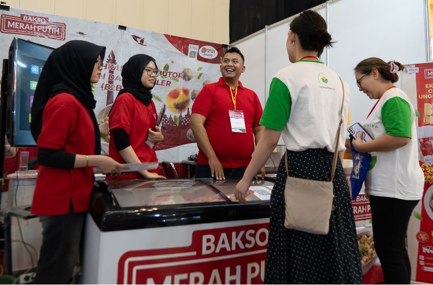 Mesin Giling Bakso Terbaik untuk Produksi Bakso Skala Rumahan hingga Industri