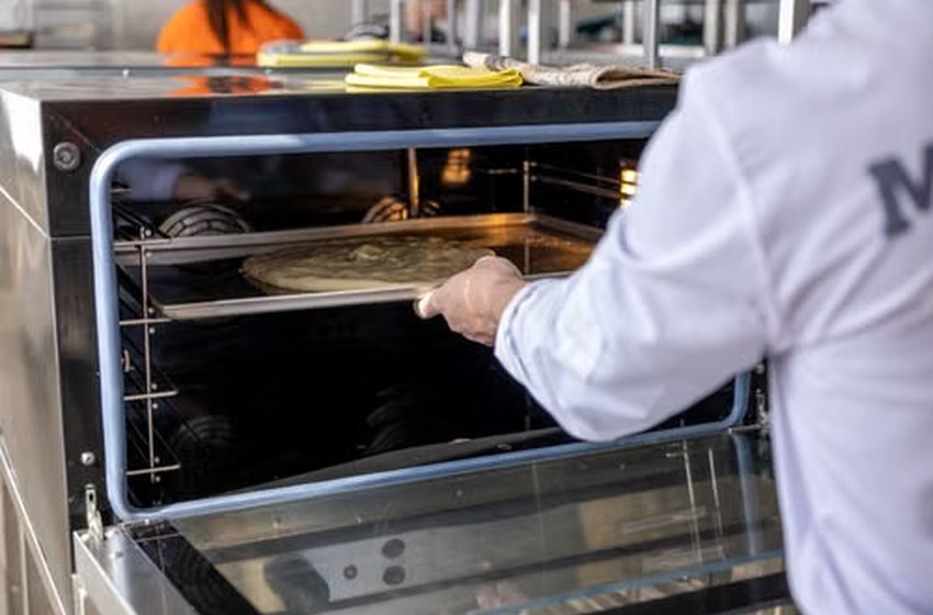 Oven Listrik Convection BOV-MT90 FOMAC di Medan: Solusi Tepat untuk Usaha yang Berkembang