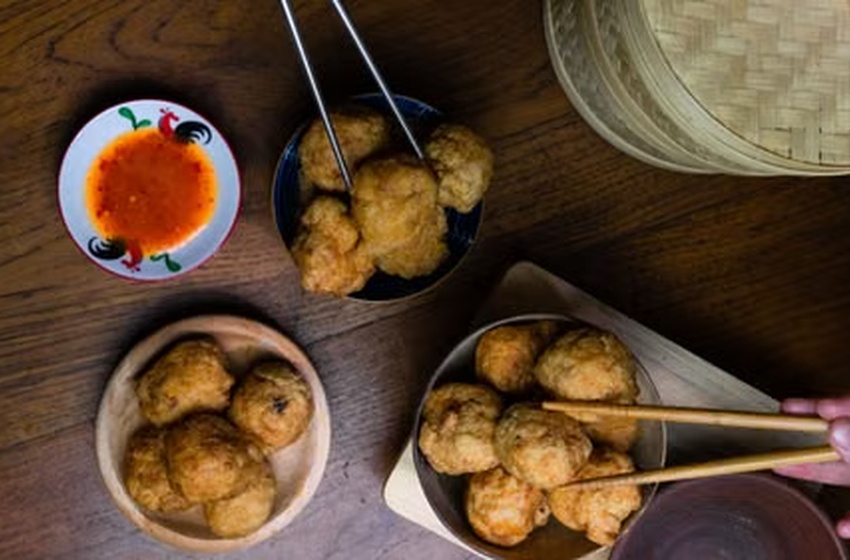 Mau Kembangkan Usaha Makanan? Siapkan Mesin Produksi yang Sesuai
