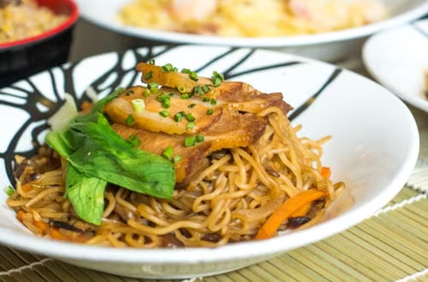 Warung Mie Mau Produksi Sendiri? Kenali Kebutuhan Mesin Mie
