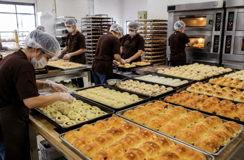 Produksi 300 Roti per Hari Butuh Mixer Apa? Simulasi Kapasitas untuk Bakery yang Sedang Berkembang